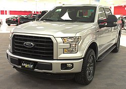 250px-'16_Ford_F-150_Crew_Cab_(Carrrfour_Angrignon)