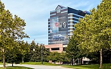 Chrysler_World_Headquarters_and_Technology_Center_(51378087937)