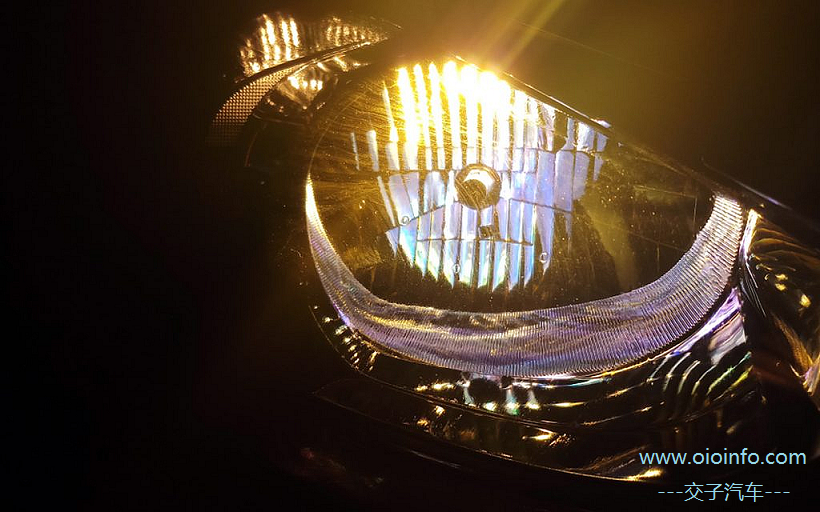 OIOInfo_Different_Cars_Headlight_Types_B_0912