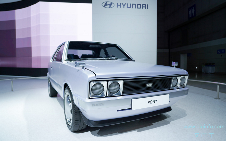 OIOInfo_First_cars _ Body_J_0912