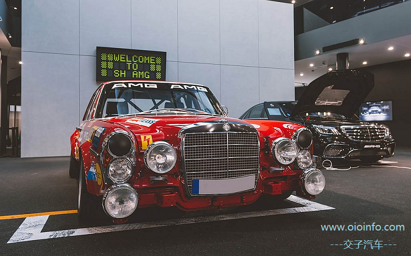 OIOInfo_Know_Mercedes_AMG_Story_Body_A_0924