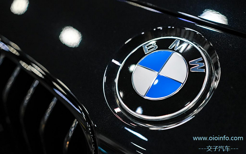OIOInfo_Worlds_Largest_Automakers_Body_B_0913