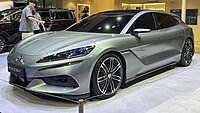 OIOInfo_Denza_Z9_GT_001_(cropped)